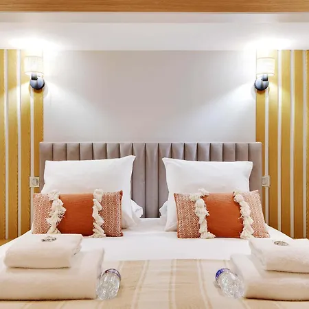 Modern Flat - 2 Bedrooms 7 People - Montmartre Апартаменты *