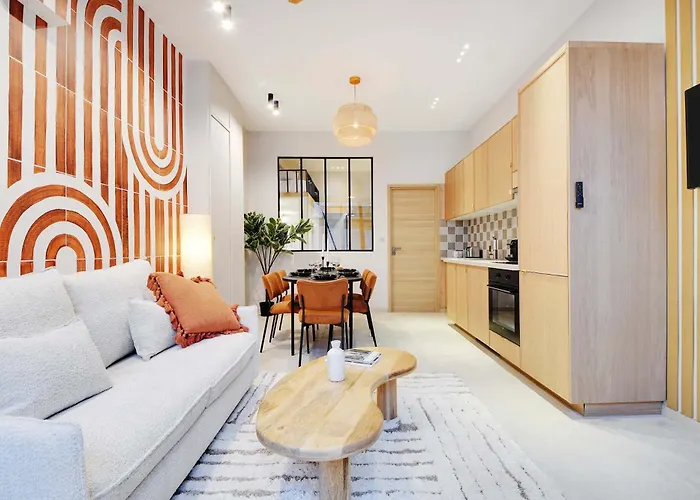 Modern Flat - 2 Bedrooms 7 People - Montmartre Parigi